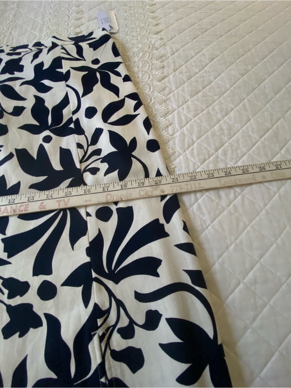 Time and Tru Navy and White Floral Pull On Midi Skirt with Front Slit Size M - Picture 15 of 16